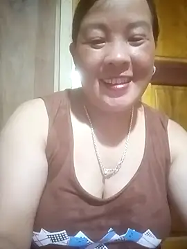 Snapshot of ningchun20 chatting on 07-12-26, 11:01 ningchun20 online show from 07-12-26, 11:01