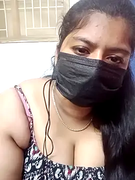 Snapshot of Reshma-Rani chatting on 09-25-25, 08:23 Reshma-Rani online show from 09-25-25, 08:23