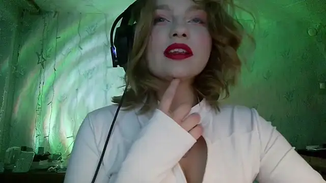 Snapshot of pr_In_cess_ chatting on 03-11-26, 06:58 pr In cess online show from 03-11-26, 06:58