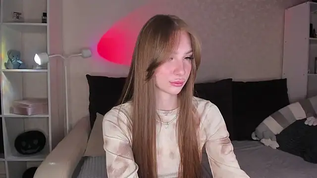 AliceLababy  online show from 11-08-25, 03:50