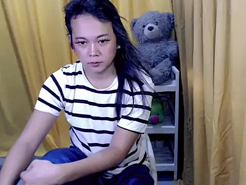 MissfrancesXxx online show from 04-17-26, 04:04