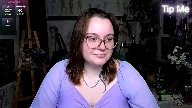 Snapshot of KatrinClark chatting on 09-16-25, 05:03 KatrinClark online show from 09-16-25, 05:03