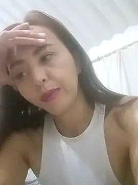 Snapshot of zaira_spice chatting on 05-30-26, 11:13 zaira spice online show from 05-30-26, 11:13
