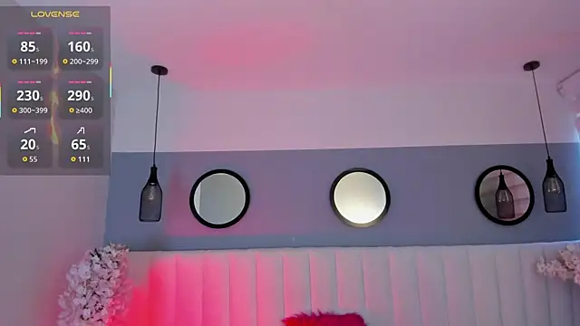 Mila Hank  online show from 11-09-25, 12:14