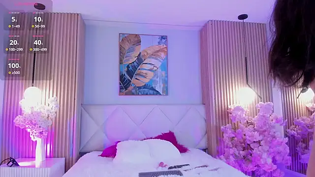 Mila Hank  online show from 02-06-26, 01:03