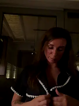 Snapshot of Justnani001 chatting on 10-21-25, 09:37 Justnani001 online show from 10-21-25, 09:37