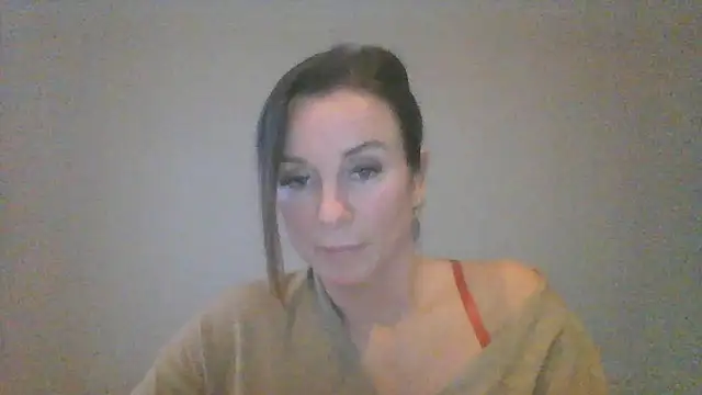 Snapshot of Justnani001 chatting on 02-16-26, 04:25 Justnani001 online show from 02-16-26, 04:25