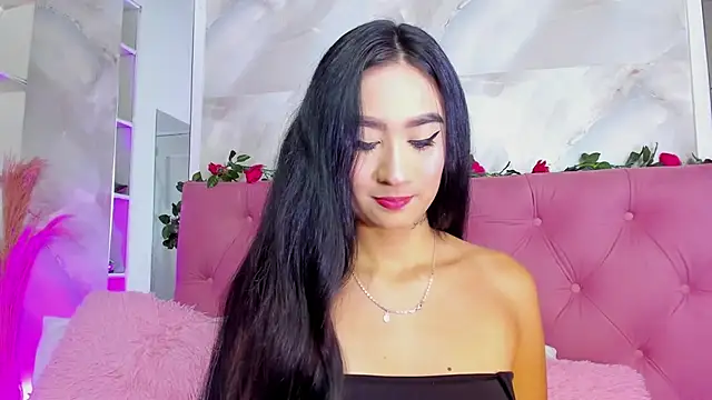 Nicolqueen  online show from 10-21-25, 11:11