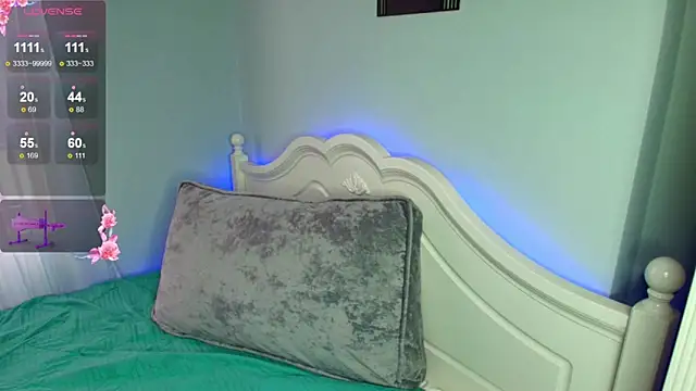 katerine Monroe online show from 12-20-25, 08:10