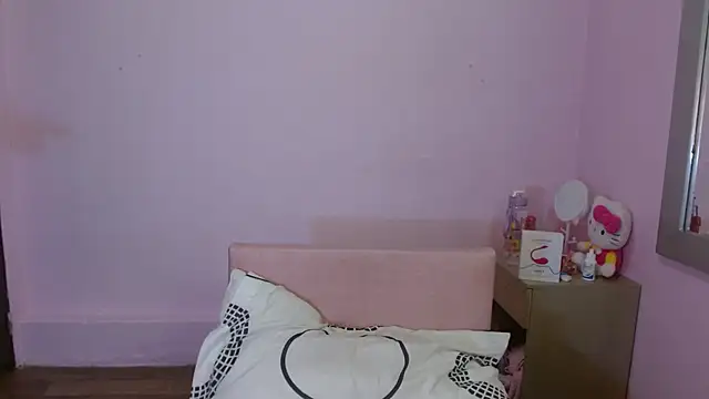 kiity horny  online show from 10-11-25, 12:36