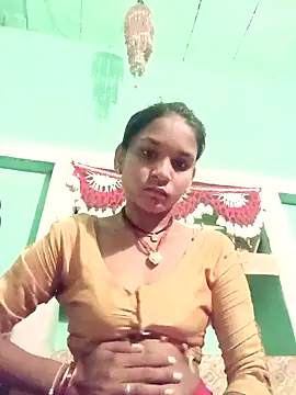 Snapshot of Idhika_Jha chatting on 09-27-25, 10:26 Idhika Jha online show from 09-27-25, 10:26