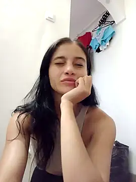 Snapshot of Virggin_Pussy_Cum chatting on 09-12-25, 06:19 Virggin Pussy Cum online show from 09-12-25, 06:19