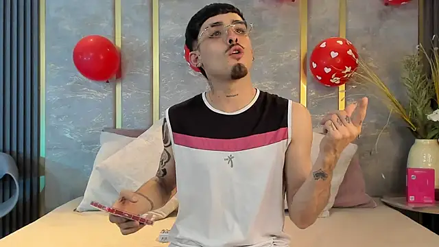 NikoStone  online show from 02-14-26, 04:42