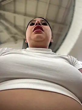 Sophie Dreamss online show from 12-21-25, 05:42