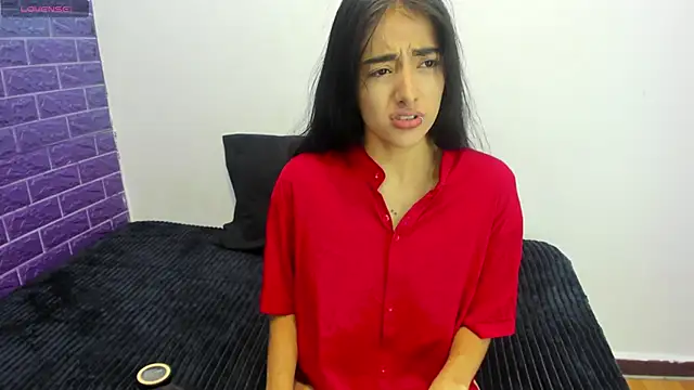 Cora 222 online show from 09-18-25, 11:12