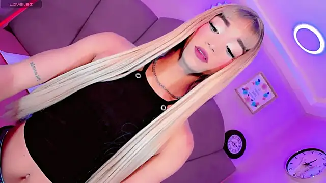 Nauthy girl online show from 10-13-25, 12:27