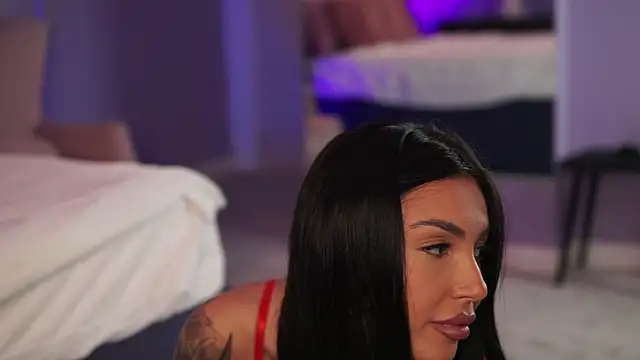 AishaaDevoe online show from 10-22-25, 05:34