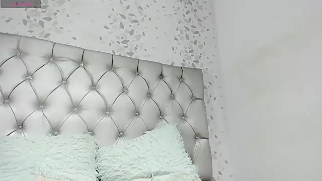 michelle perla online show from 11-08-25, 07:45