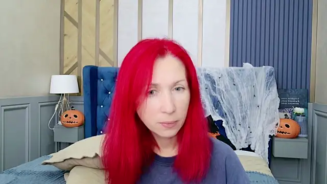 Snapshot of Sofia_Lix chatting on 10-27-25, 08:13 Sofia Lix online show from 10-27-25, 08:13