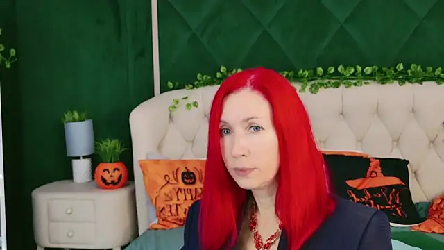 Snapshot of Sofia_Lix chatting on 10-29-25, 03:53 Sofia Lix online show from 10-29-25, 03:53