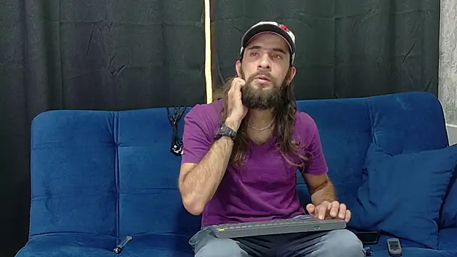 hairy mannn online show from 09-11-25, 07:36