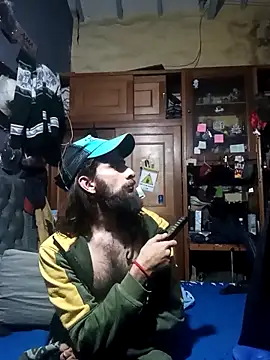 hairy mannn online show from 11-15-25, 01:03