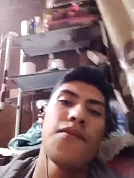 aispuro8505 online show from 11-26-25, 07:42