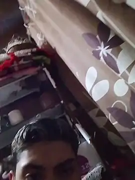 aispuro8505 online show from 02-10-26, 07:23