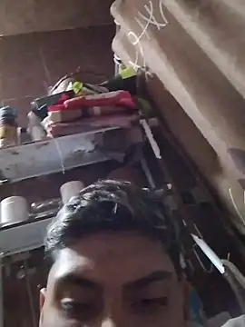 aispuro8505 online show from 03-15-26, 06:41