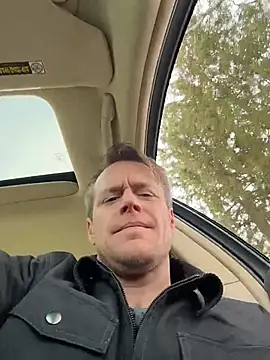 DILFiGuess11 online show from 03-18-26, 03:15