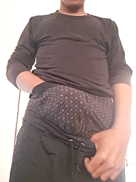 Snapshot of xtraboyy chatting on 09-13-25, 10:37 xtraboyy online show from 09-13-25, 10:37