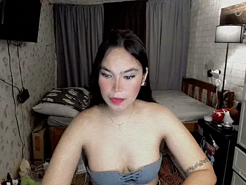 awesomegurl21 online show from 10-09-25, 04:32