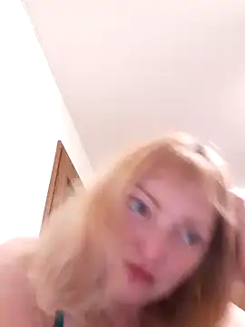 LiluLiluLilu online show from 10-23-25, 09:24