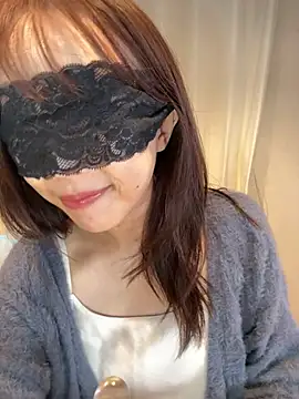 Snapshot of siichan-ta chatting on 02-02-26, 12:42 siichan-ta online show from 02-02-26, 12:42