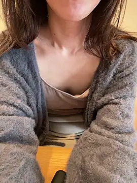 Snapshot of siichan-ta chatting on 02-18-26, 01:12 siichan-ta online show from 02-18-26, 01:12