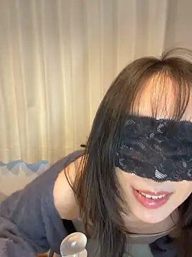 Snapshot of siichan-ta chatting on 03-10-26, 01:43 siichan-ta online show from 03-10-26, 01:43