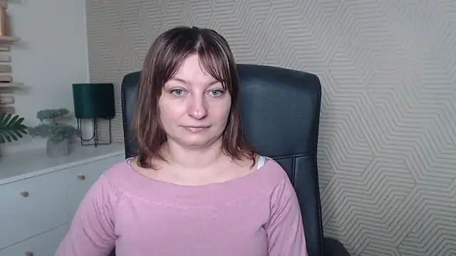 Snapshot of angelaSamt chatting on 01-14-26, 06:52 angelaSamt online show from 01-14-26, 06:52