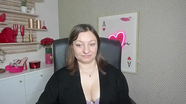 Snapshot of angelaSamt chatting on 03-10-26, 06:40 angelaSamt online show from 03-10-26, 06:40