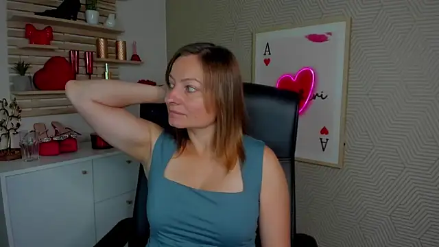 Snapshot of angelaSamt chatting on 07-09-26, 05:55 angelaSamt online show from 07-09-26, 05:55