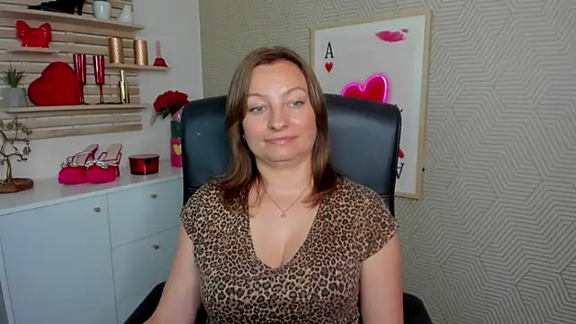 Snapshot of angelaSamt chatting on 07-14-26, 10:21 angelaSamt online show from 07-14-26, 10:21