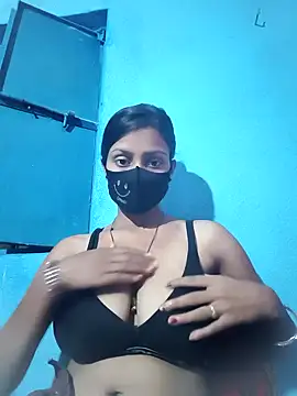 posewith online show from 09-17-25, 09:27