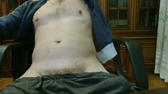 italian max sex online show from 12-18-25, 09:43