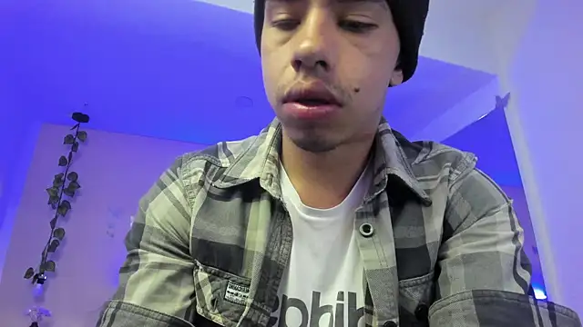 Muscle Scott online show from 12-18-25, 12:44