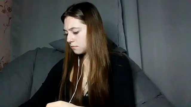 Sophiecuttie online show from 10-08-25, 03:20