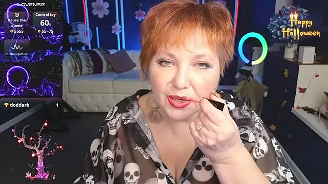 Kira Kenett online show from 10-31-25, 03:35