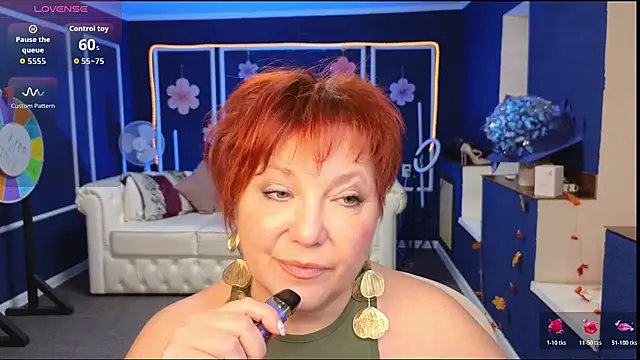 Kira Kenett online show from 11-24-25, 06:02