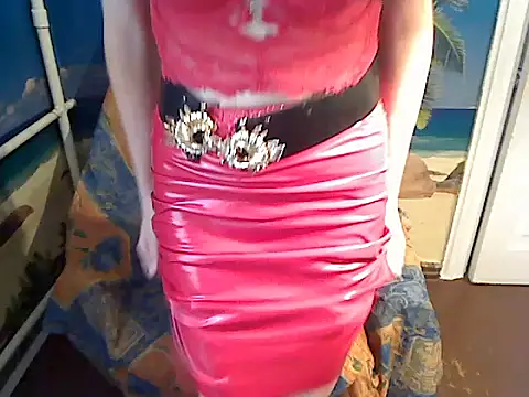 Snapshot of Bastet12 chatting on 05-12-26, 12:13 Bastet12 online show from 05-12-26, 12:13