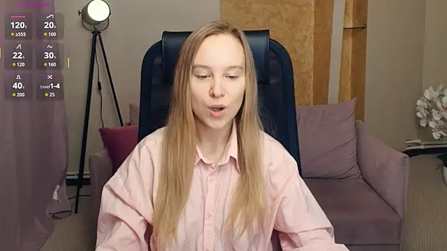 SoonMoor online show from 12-19-25, 06:59