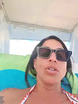 Snapshot of sexy7883 chatting on 07-06-26, 11:51 sexy7883 online show from 07-06-26, 11:51