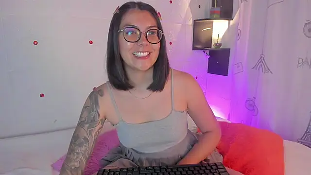 LolaXXXperience online show from 09-09-25, 11:10